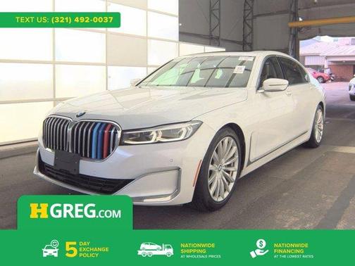 2022 BMW 740 i