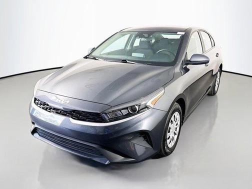 Gravity Gray 2024 Kia Forte LX