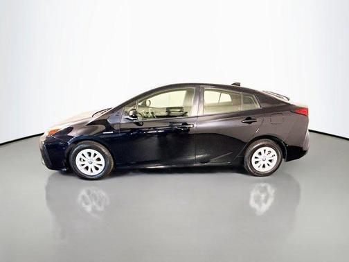 Midnight Black Metallic 2022 Toyota Prius LE