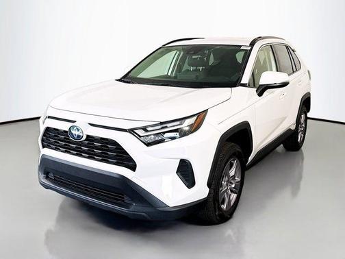 Ice 2024 Toyota RAV4 Hybrid XLE