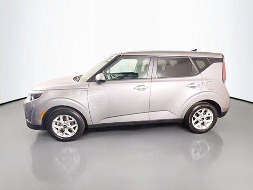 Steel Gray 2024 Kia Soul LX