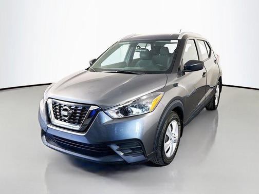 2019 Nissan Kicks S