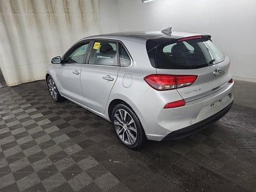 2018 Hyundai Elantra GT Base