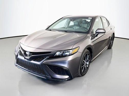 Predawn Gray Mica 2023 Toyota Camry SE