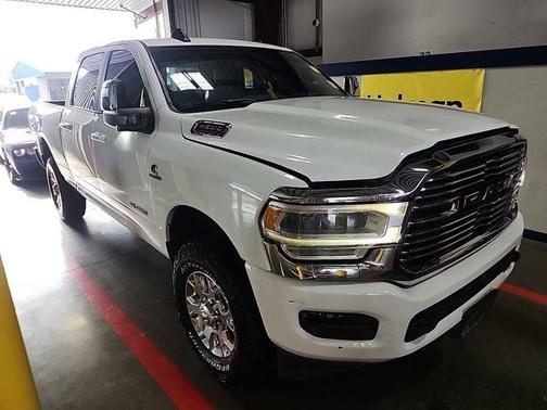 Bright White Clearcoat 2024 RAM 2500 Laramie