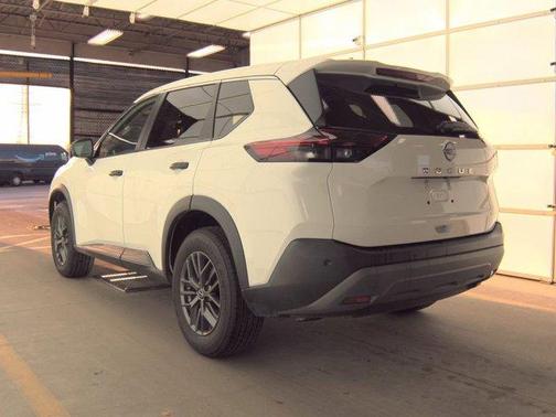 2022 Nissan Rogue S