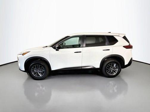 Glacier White 2022 Nissan Rogue S