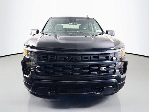 Black 2022 Chevrolet Silverado 1500 Custom