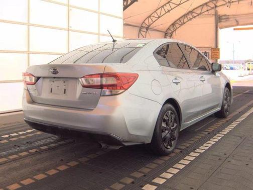 Ice Silver Metallic 2022 Subaru Impreza Base