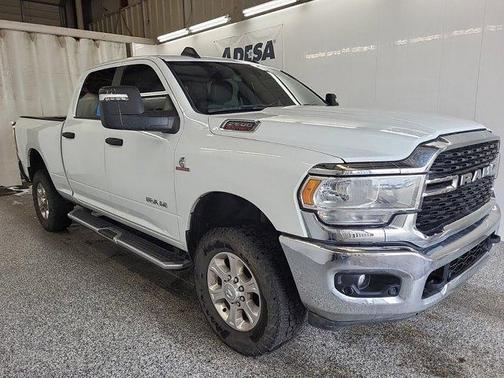 Bright White Clearcoat 2024 RAM 2500 Big Horn