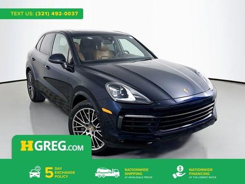 Moonlight Blue Metallic 2023 Porsche Cayenne