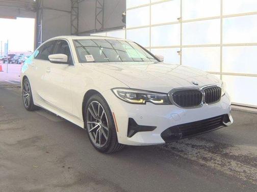 Alpine White 2019 BMW 330 i