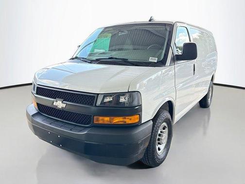 2022 Chevrolet Express 2500 Work Van