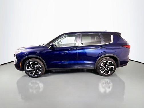 2024 Mitsubishi Outlander SE Black Edition