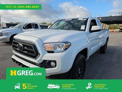 White 2022 Toyota Tacoma SR