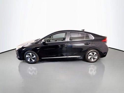 2017 Hyundai IONIQ Hybrid SEL