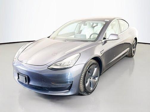 Midnight Silver Metallic 2020 Tesla Model 3 Standard Range Plus
