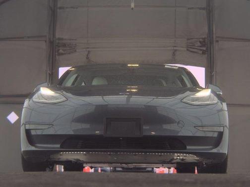 Midnight Silver Metallic 2020 Tesla Model 3 Standard Range Plus