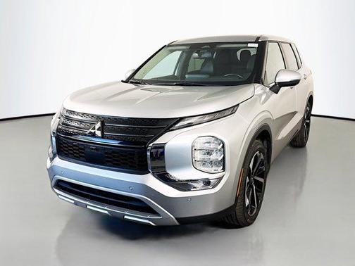 2024 Mitsubishi Outlander SE Black Edition