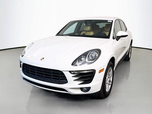 2017 Porsche Macan Base