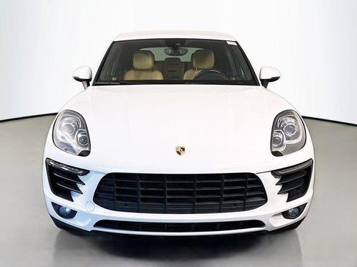 2017 Porsche Macan Base