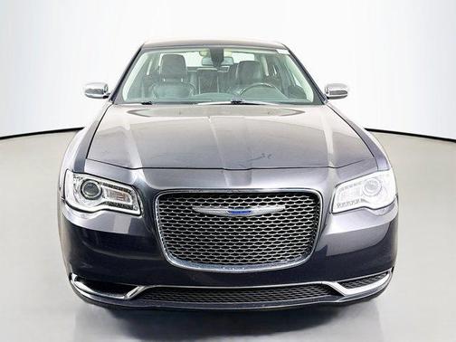 2018 Chrysler 300 Limited