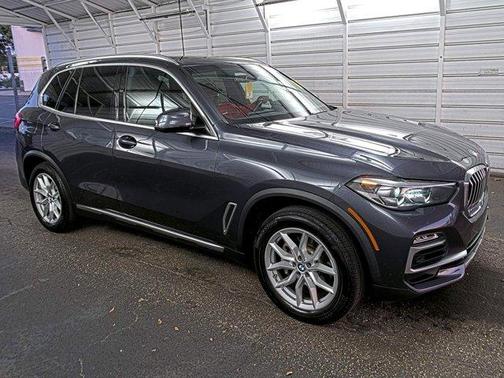Arctic Gray Metallic 2021 BMW X5 sDrive40i