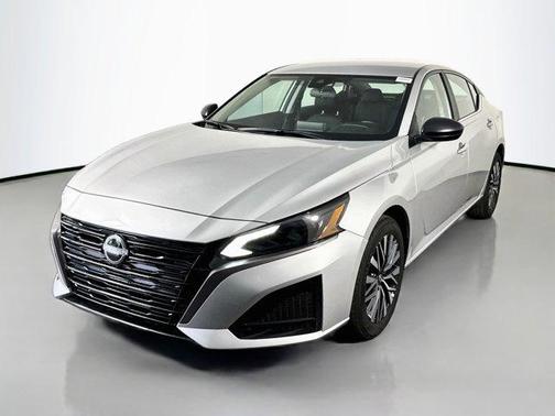 Brilliant Silver Metallic 2026 Nissan Altima SV
