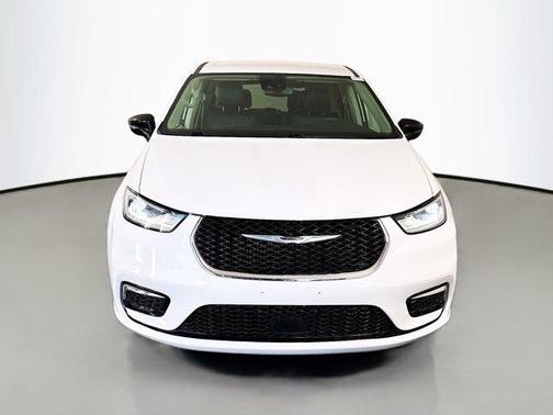 Bright White Clearcoat 2024 Chrysler Pacifica Hybrid Select
