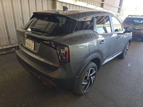 Gun Metallic 2026 Nissan Kicks SV
