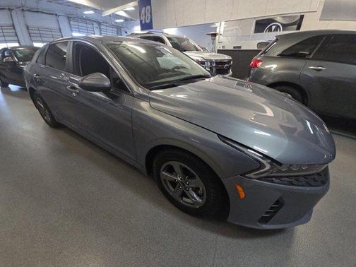 Everlasting Silver 2022 Kia K5 LXS