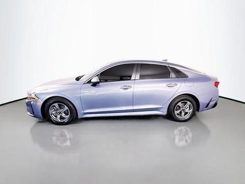 Everlasting Silver 2022 Kia K5 LXS