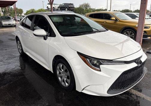 Super White 2020 Toyota Corolla LE