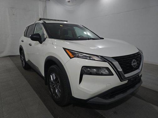 Glacier White 2022 Nissan Rogue S
