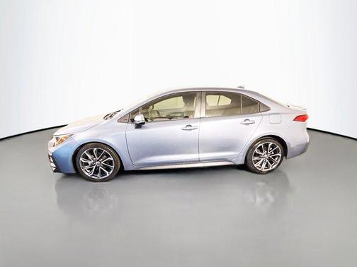 CELESTITE 2020 Toyota Corolla SE