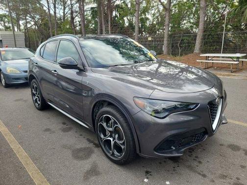 2024 Alfa Romeo Stelvio Ti
