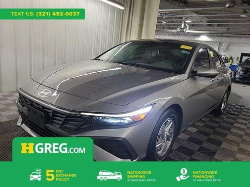 Metal 2024 Hyundai ELANTRA SE
