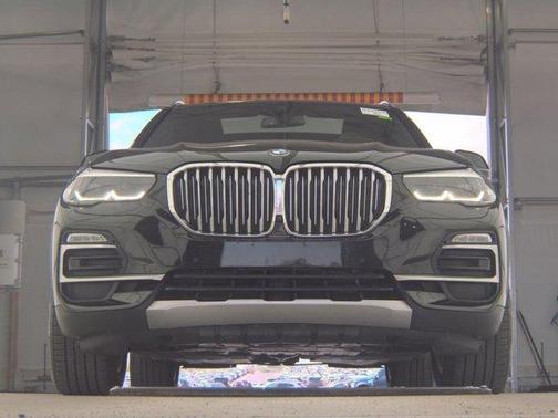 Jet Black 2019 BMW X5 xDrive40i