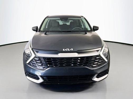 Gravity Gray 2025 Kia Sportage LX