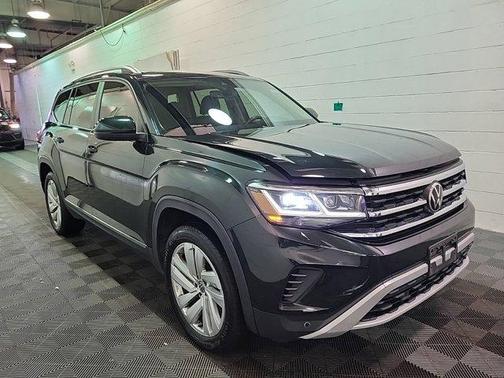 Racing Green 2021 Volkswagen Atlas 3.6 V6 SEL