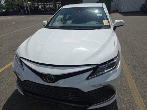 Ice Edge 2023 Toyota Camry LE