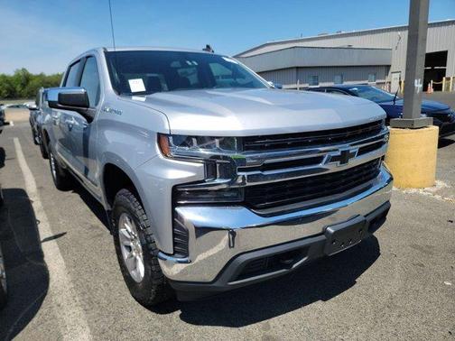 Silver Ice Metallic 2021 Chevrolet Silverado 1500 LT