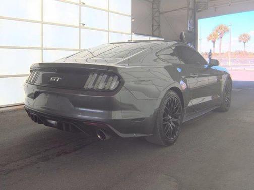 2017 Ford Mustang GT Premium