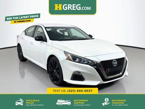 White 2019 Nissan Altima 2.5 SR