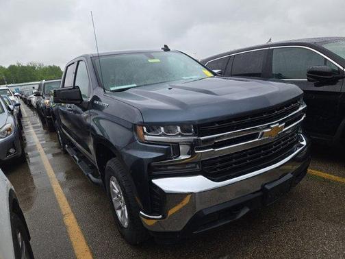 Shadow Gray Metallic 2019 Chevrolet Silverado 1500 LT