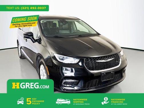 2023 Chrysler Pacifica Touring-L