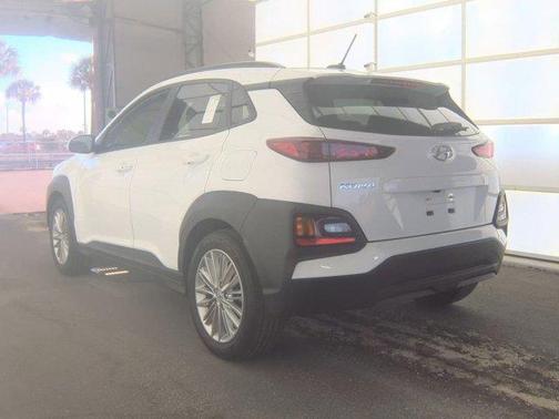Lunar White 2021 Hyundai KONA SEL