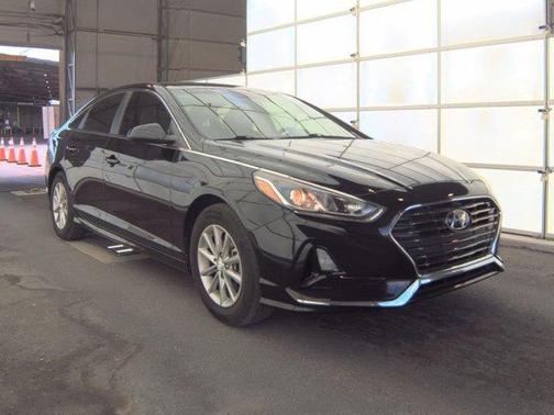 Phantom Black 2019 Hyundai SONATA SE