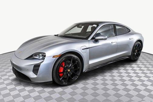 2022 Porsche Taycan GTS
