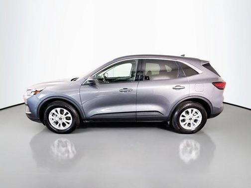 Carbonized Gray Metallic 2023 Ford Escape Active